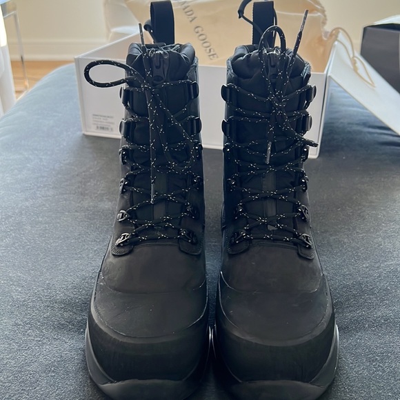 COPY - All Black Canadian goose boots size men’s 11 main image 4
